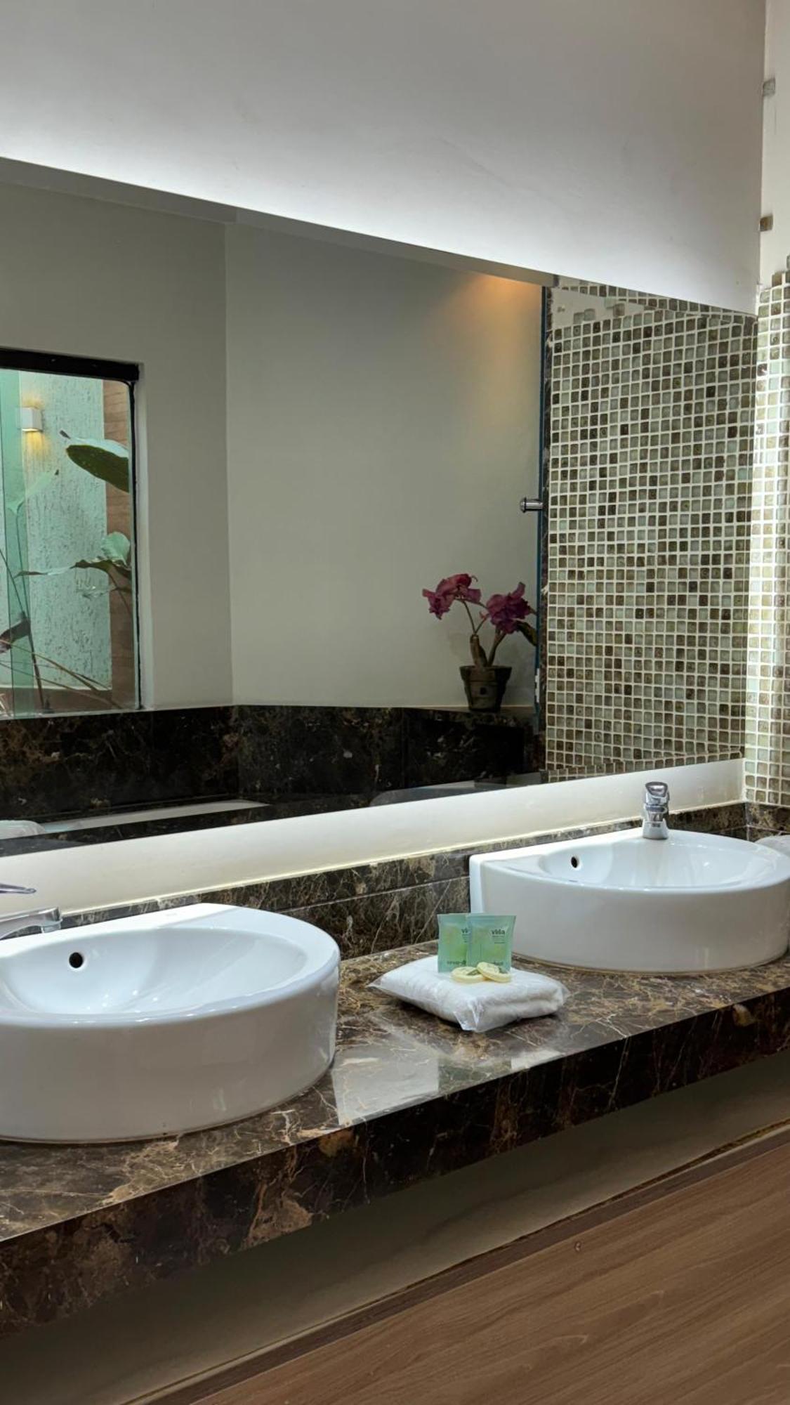 Pousada Shangrila Rp Ribeirão Preto Eksteriør bilde
